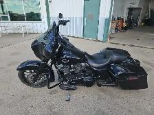 2018 Harley-Davidson FLHXS Street Glide Special - Photo 2