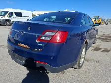 2017 Ford Taurus - Photo 5