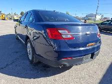 2017 Ford Taurus - Photo 7