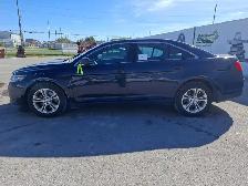 2017 Ford Taurus - Photo 8