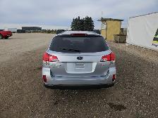 2012 Subaru Outback - Photo 8