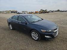 2021 Chevrolet Malibu - Photo 2