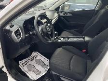 2018 Mazda MAZDA3 GX SMART CITY BRAKE SUPPORT, BACKUP CAM, SAFE - Photo 7