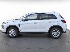 2022 Mitsubishi RVR SE LOW MILEAGE - Photo 8