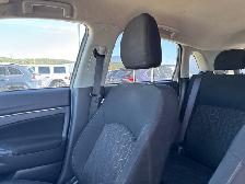 2022 Mitsubishi RVR SE LOW MILEAGE - Photo 13