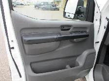 2012 Nissan NV 2500 SV - Photo 8