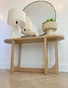 console table 47' - Photo 3