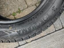 -225-60R18x4 pneu hiverYokohama IceGuard comme neuf.Usure 12/32 - Photo 4
