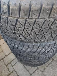 -4 pneus hiver Bridgestone Blizzak 245-60R18 excellent état - Photo 2