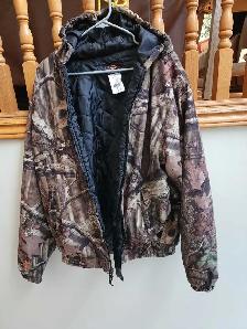 Camo hunting jacket size L