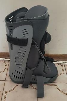Össur Rebound Air Walker... barely used...like new condition - Photo 3