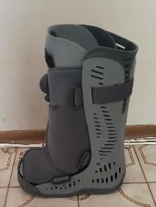 Össur Rebound Air Walker... barely used...like new condition - Photo 4