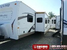 2016 FOREST RIVER ROCKWOOD SIGNATURE 83122SS Travel Trailer - Photo 2