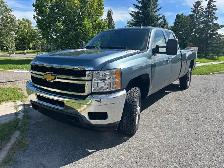 2012 Chevrolet Silverado Duromax Diesel 4x4/ We Finance!