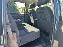 2012 Chevrolet Silverado Duromax Diesel 4x4/ We Finance! - Photo 7