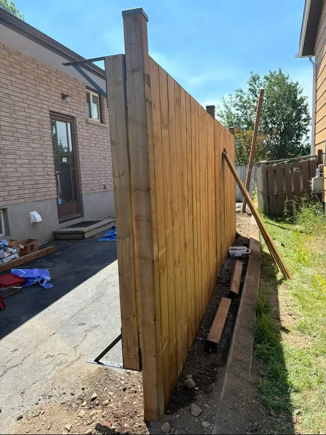 Fencing & Gate
