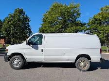 2014 Ford Econoline Cargo Van E250 • Low Kms Great for Work - Photo 4