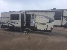 2019 Montana 344 RL - Photo 3