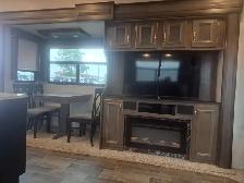 2019 Montana 344 RL - Photo 7