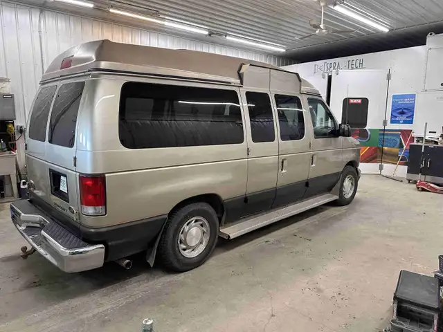 Wheel chair van