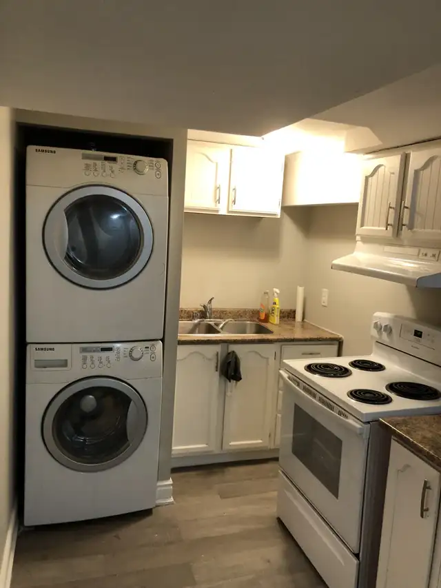'ONE BEDROOM LEGAL BASEMENT APARTMENT IN BRAMPTON'