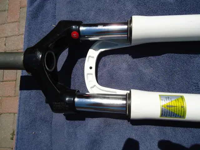 Brand New: Suspension Fork (Disk Brakes only)