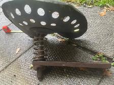 steel tractor seat - Photo 2