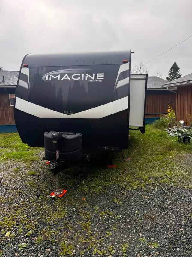 2022 Grand Design Imagine  XLS 23 BHE