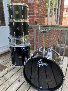 Vintage Gretsch Drum Set - Photo 2