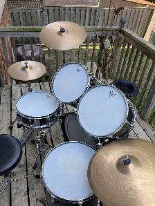 Vintage Gretsch Drum Set - Photo 5