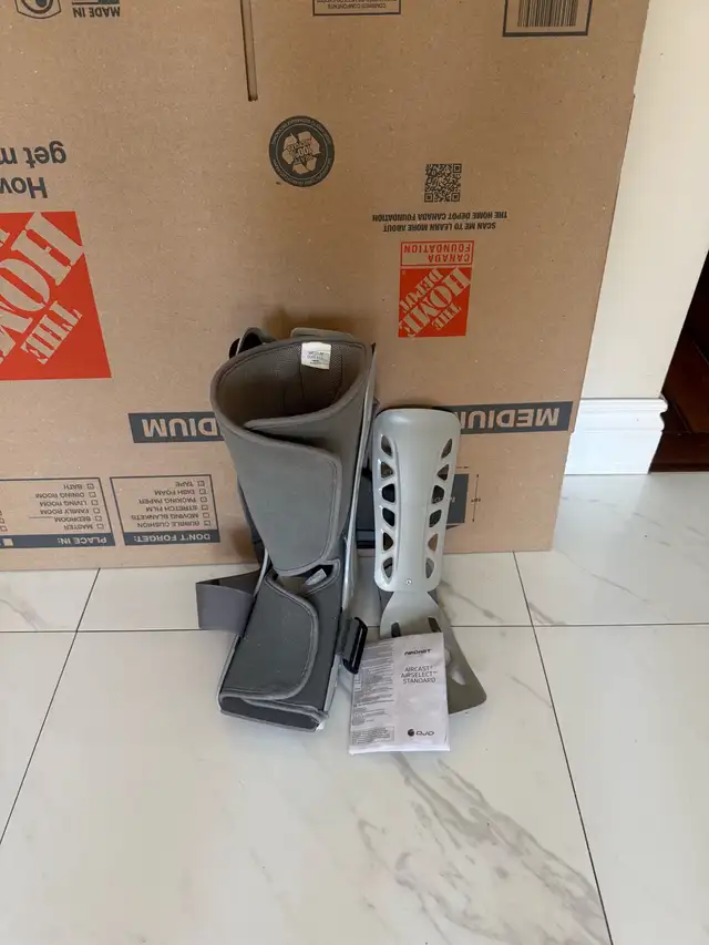 AirCast AirSelect Standard Walking Boot