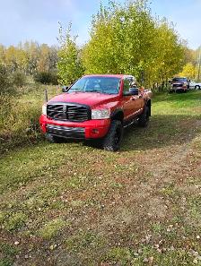 Lifted 08 Dodge Ram 4x4 246,000 km's - Photo 2