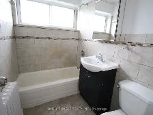 2 BEDROOM APARTMENT AVAILABLE - 799 Robinson Street - Photo 4
