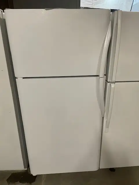 Réfrigérateur blanc 30'' standard Frigidaire