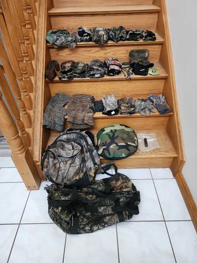 Camo waterfowl accessories kit