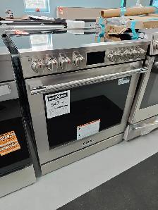 LG '30' Stainless Steel Slide-In Electric Range on Sale‼️ - Photo 2
