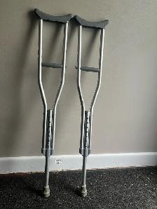 kids crutches
