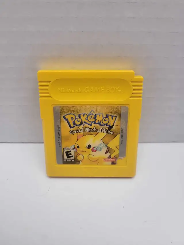 Gameboy Pokemon Yellow Pikachu Edition