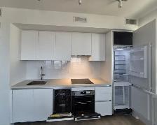 BRAND NEW CORNER SUITE 2 BED   2 BATH WITH SKY TERRACE - Photo 2