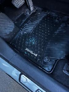 2020 RAV4 limited - Photo 10