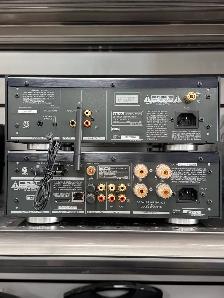 TEAC Reference Series 600 HiFi CD Player And Amplifier - Photo 2