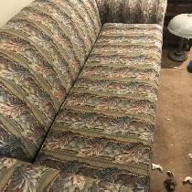 Couch / Loveseat