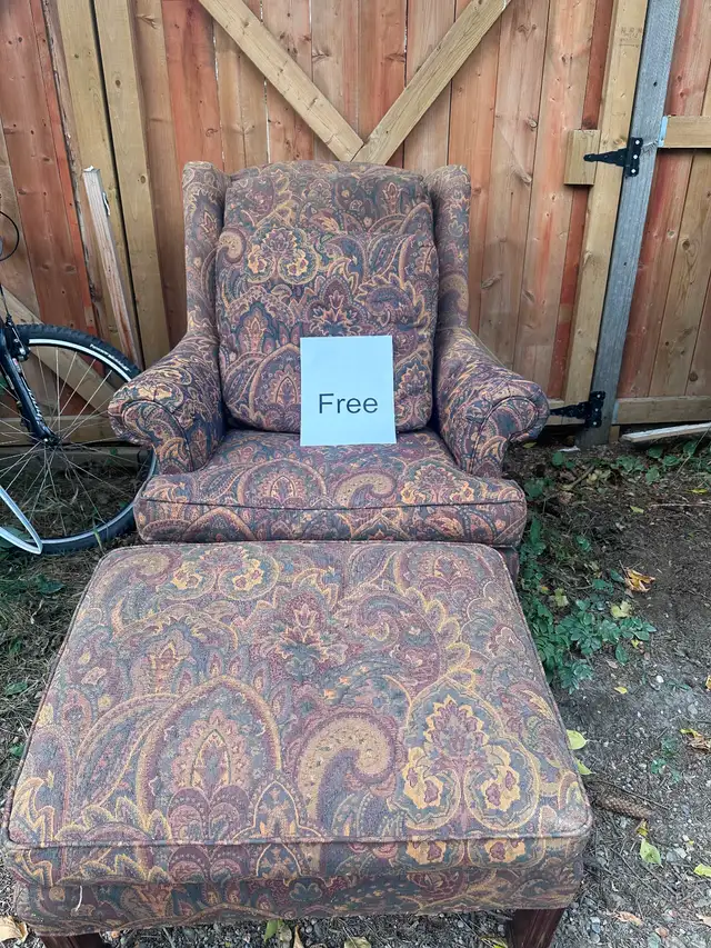 Free Chair