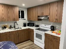 Private Room near Trinity Commons Mall (410/Bovaird) - Photo 2