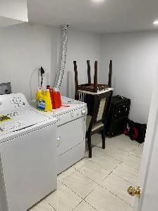 Private Room near Trinity Commons Mall (410/Bovaird) - Photo 5