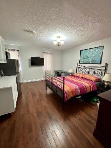 Fully furnished master bedroom and bathroom Richmond Hill
