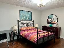 Fully furnished master bedroom and bathroom Richmond Hill - Photo 2