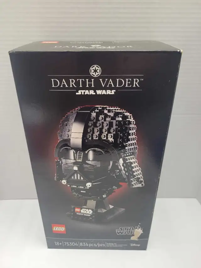 Lego 75304 Darth Vader Star Wars Bust NEW Retired