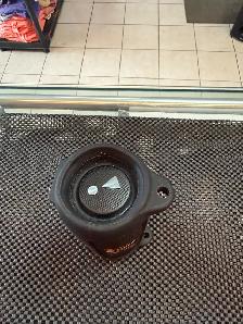 Flip 6 Portable Bluetooth Speaker - Photo 2