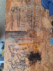 Brackets for Pegboard - Photo 2